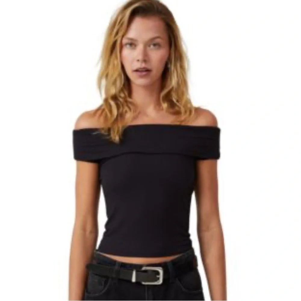 Cotton On Black Off-Shoulder Crop Top - Picture 1 of 3